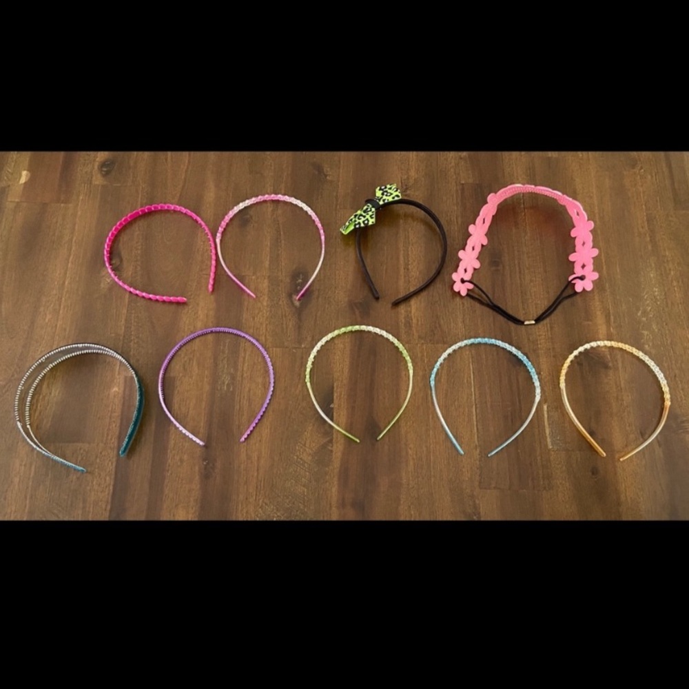 ✨5/$15✨ Bundle of 9 Headbands